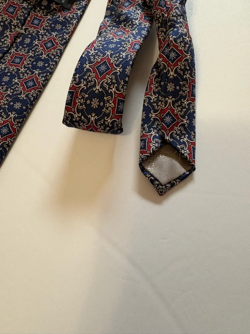 Dior Blue and Red Geometric Men's Tie - Picture 4 of 6